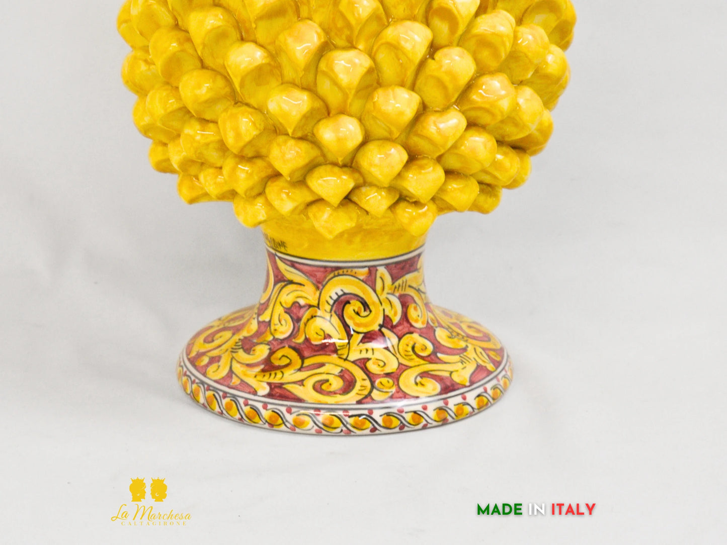 FINE SERIE - Pigna Siciliana in Ceramica di Caltagirone Giallo 37cm