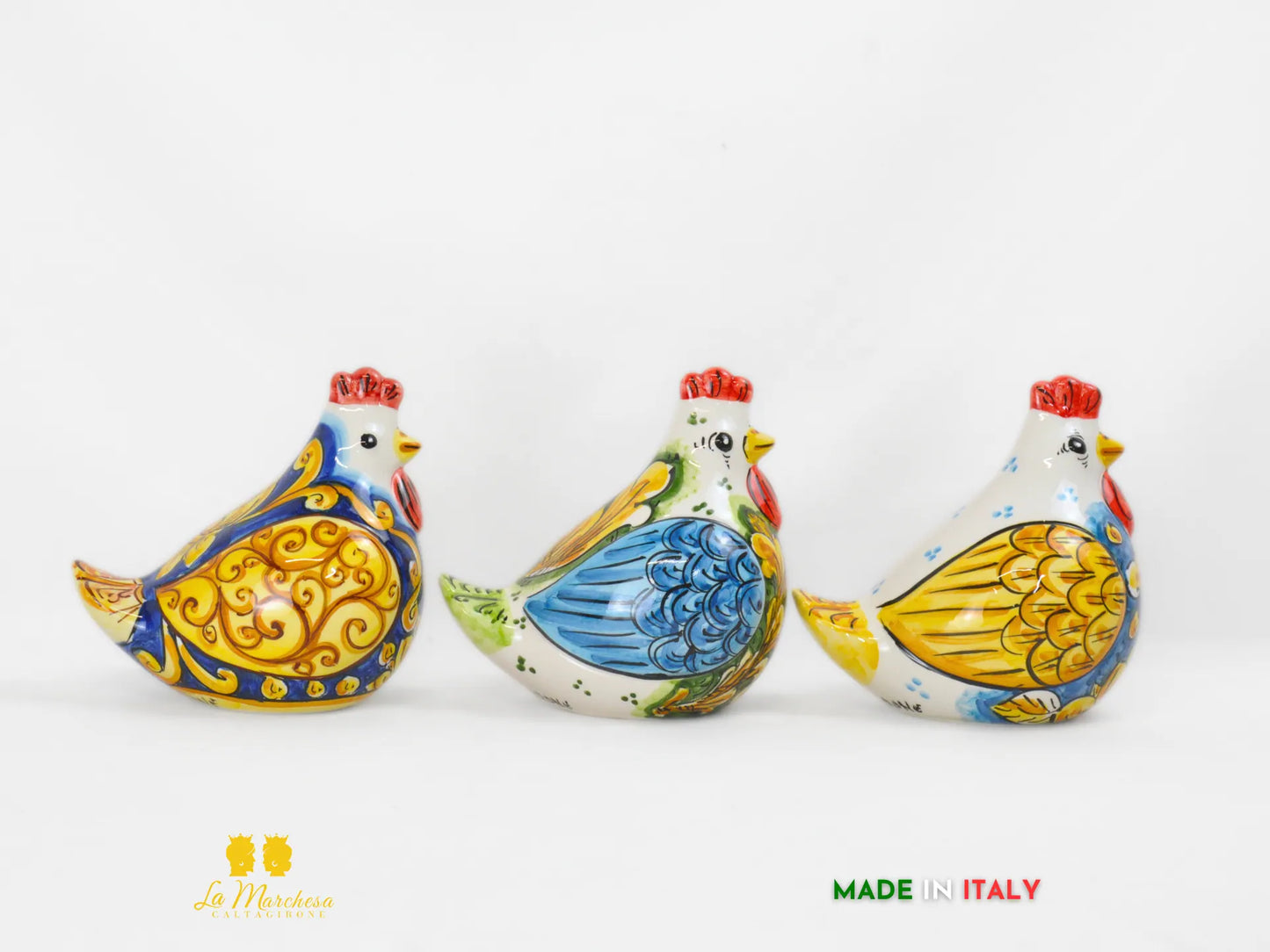 Gallina decorata in ceramica
