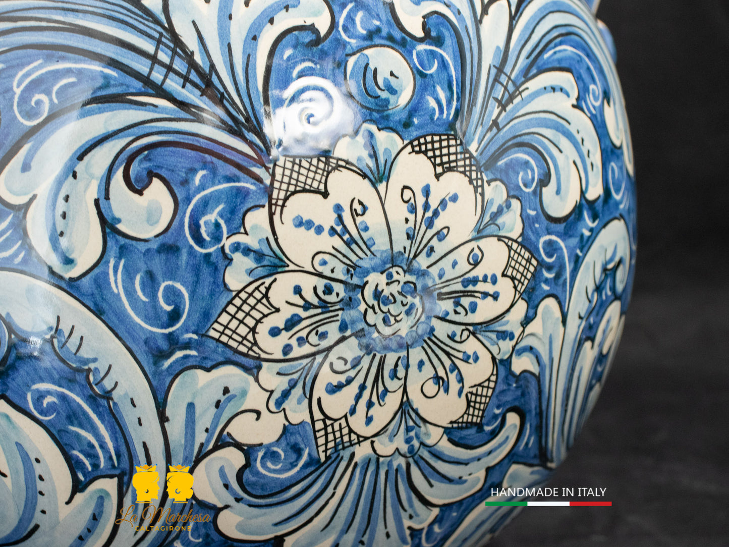 Lampada Ceramica di Caltagirone Ornato bianco blu antico manici h58