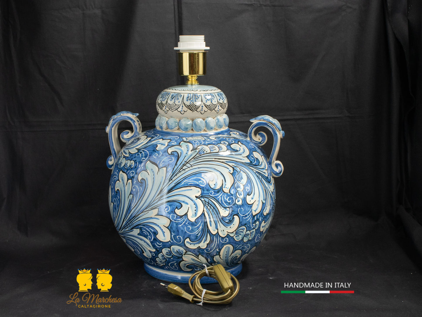 Lampada Ceramica di Caltagirone Ornato bianco blu antico manici h58