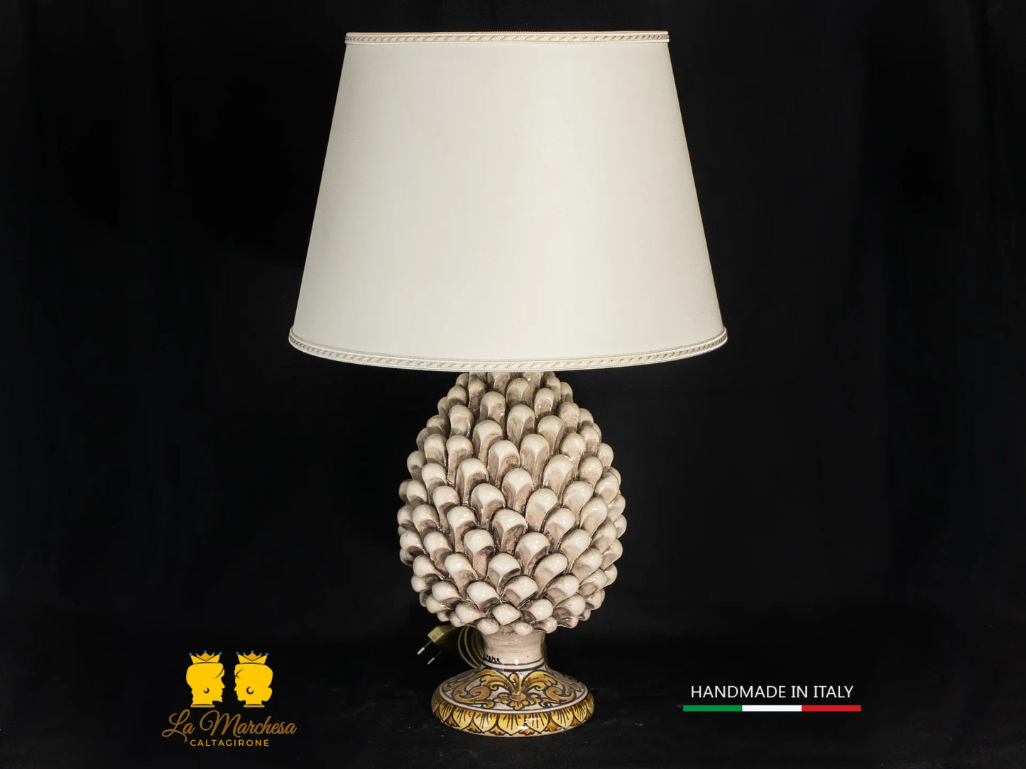 Lampada Pigna Siciliana Ceramica di Caltagirone base decorata fumè 25cm