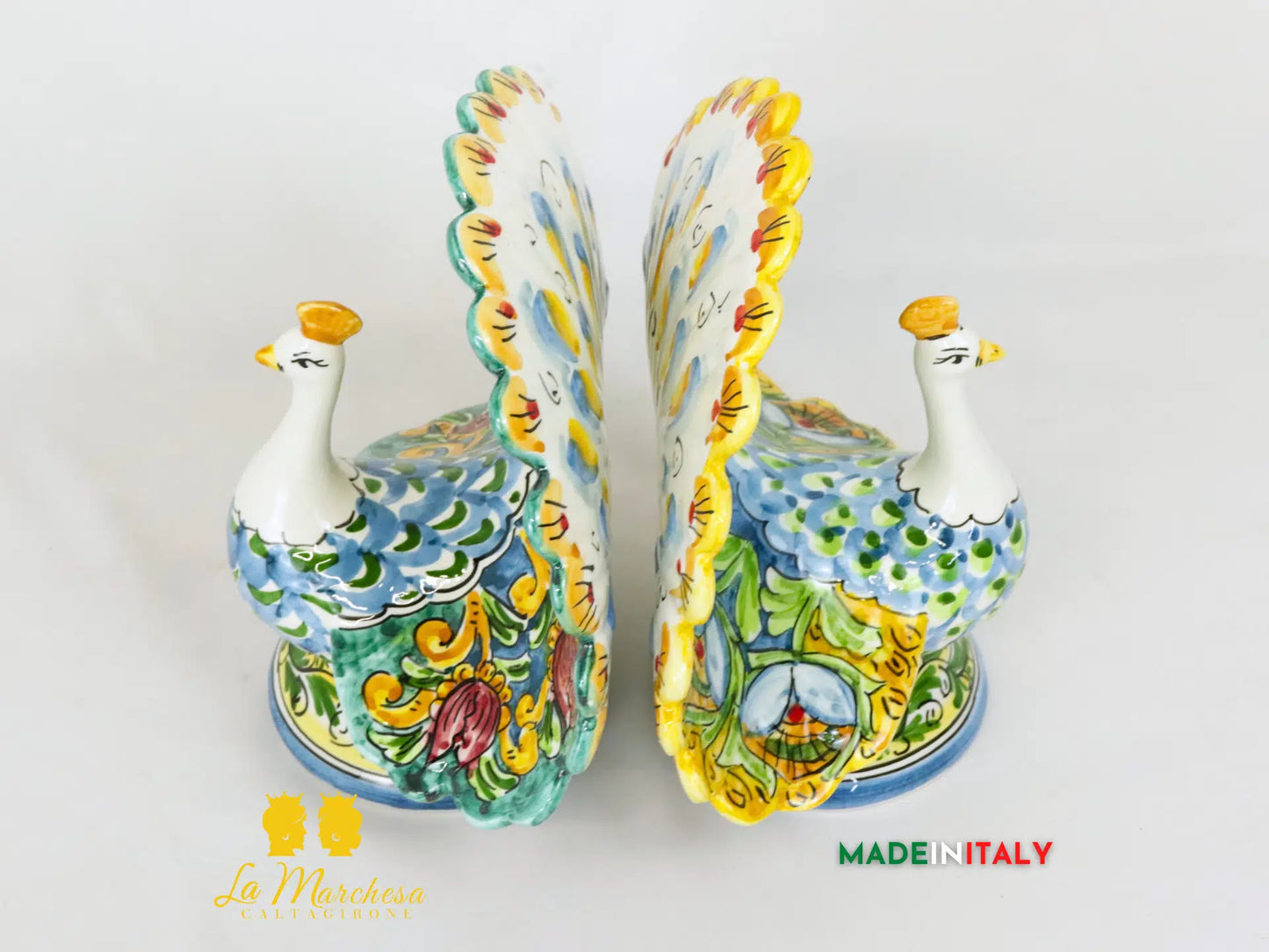 Pavone in Ceramica di Caltagirone ornato fiori 22cm- Vari Modelli