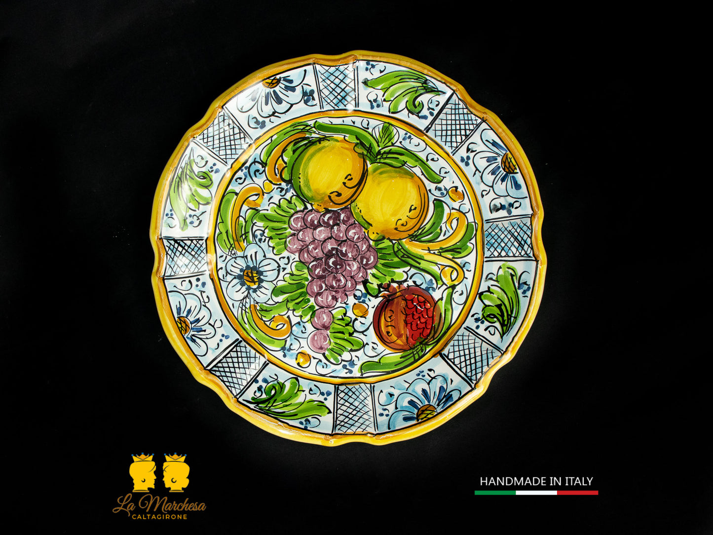 Piatto in Ceramica di Caltagirone ornato frutta bordo fiori 26cm