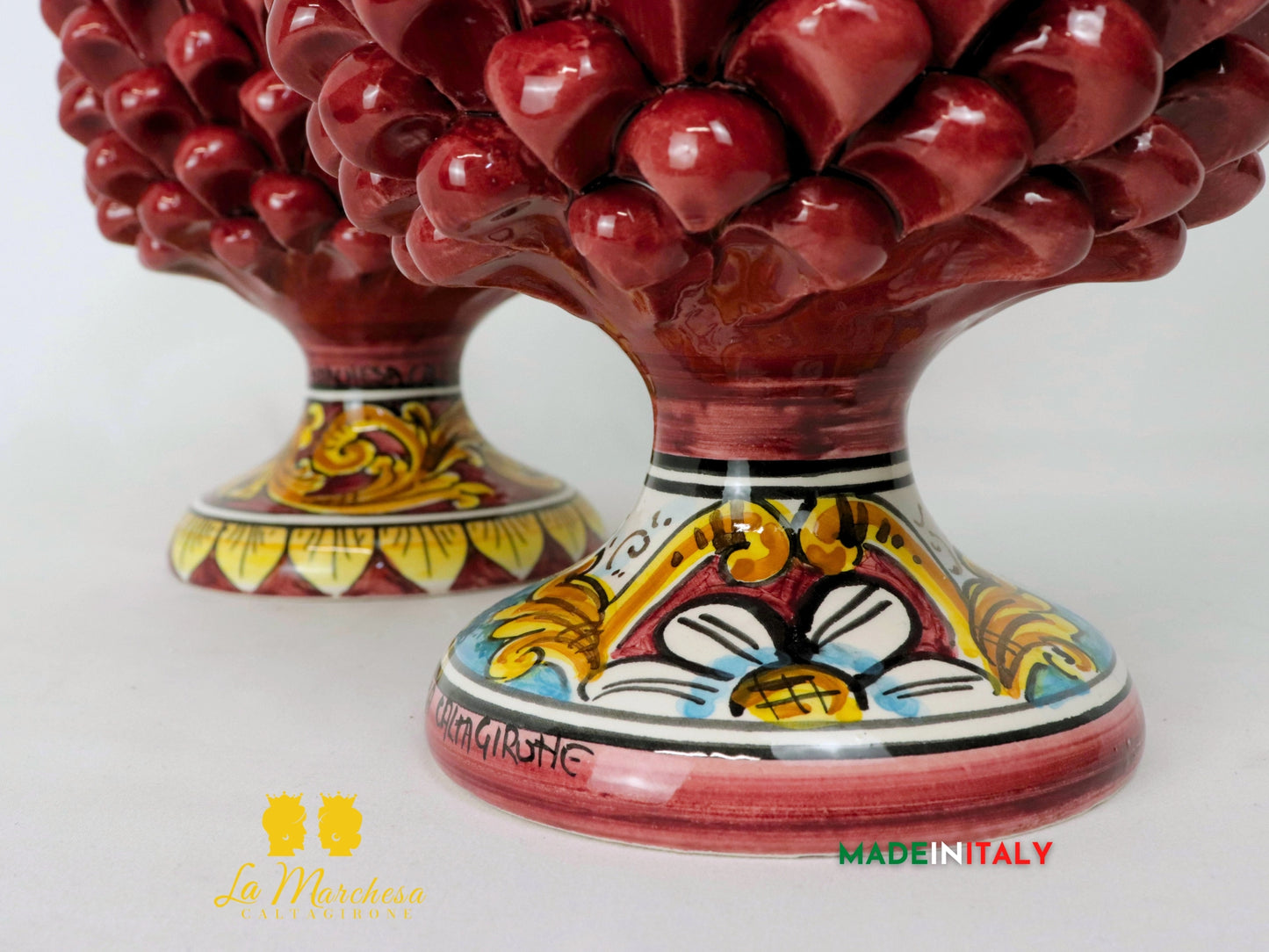 Pigna Siciliana Bordeaux in Ceramica di Caltagirone 25cm - Vari Decori