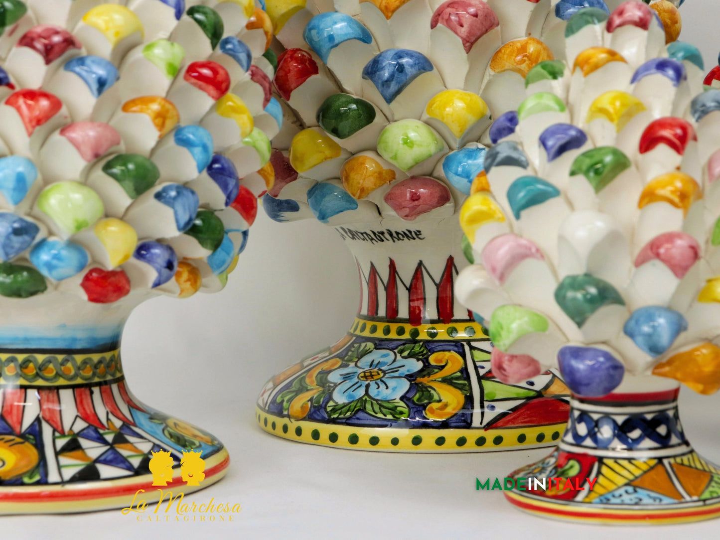 Pigna Siciliana in Ceramica di Caltagirone Chicchi Multicolore - Varie Misure