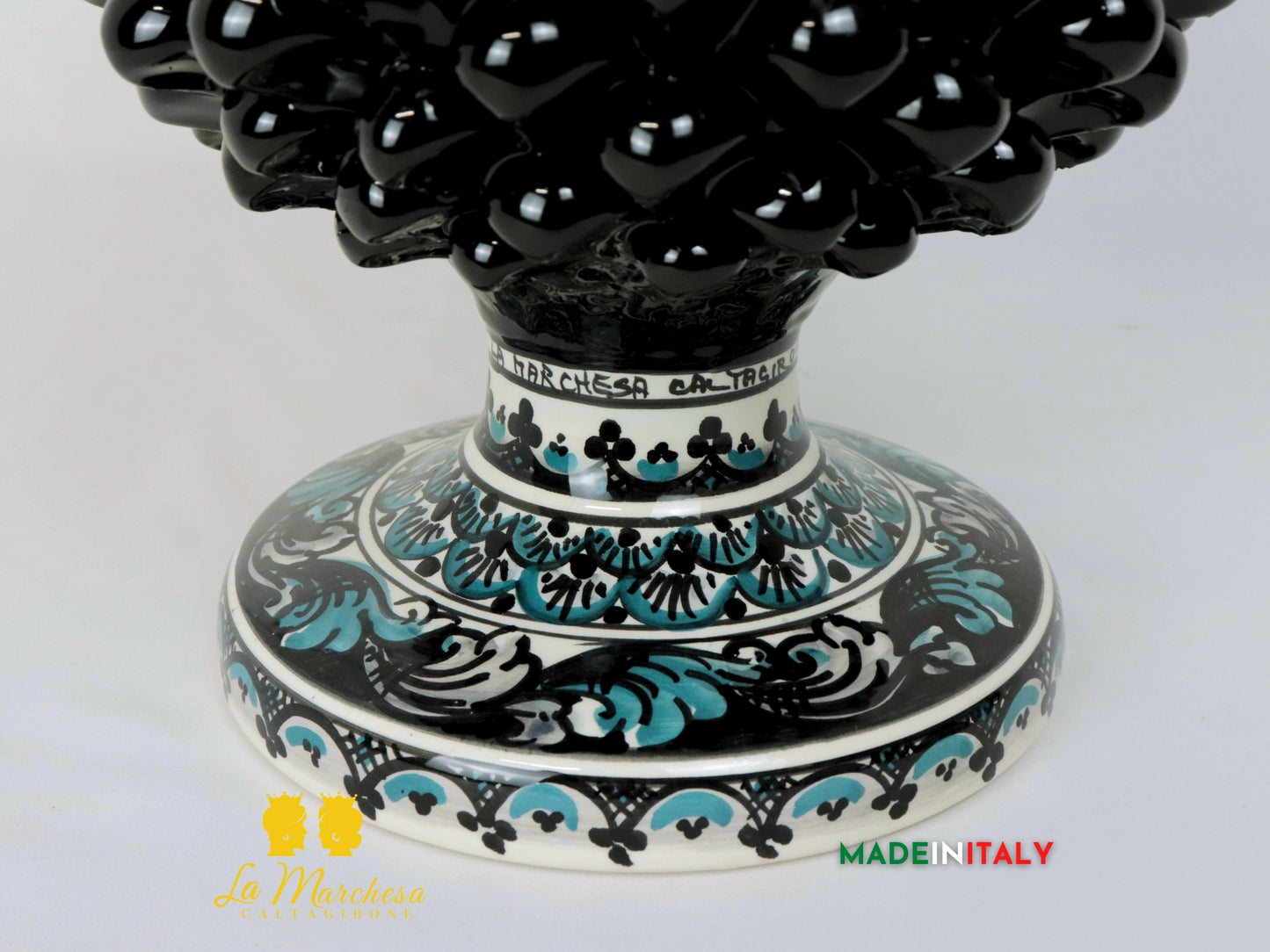 Pigna Siciliana Decorata in Ceramica di Caltagirone 41cm