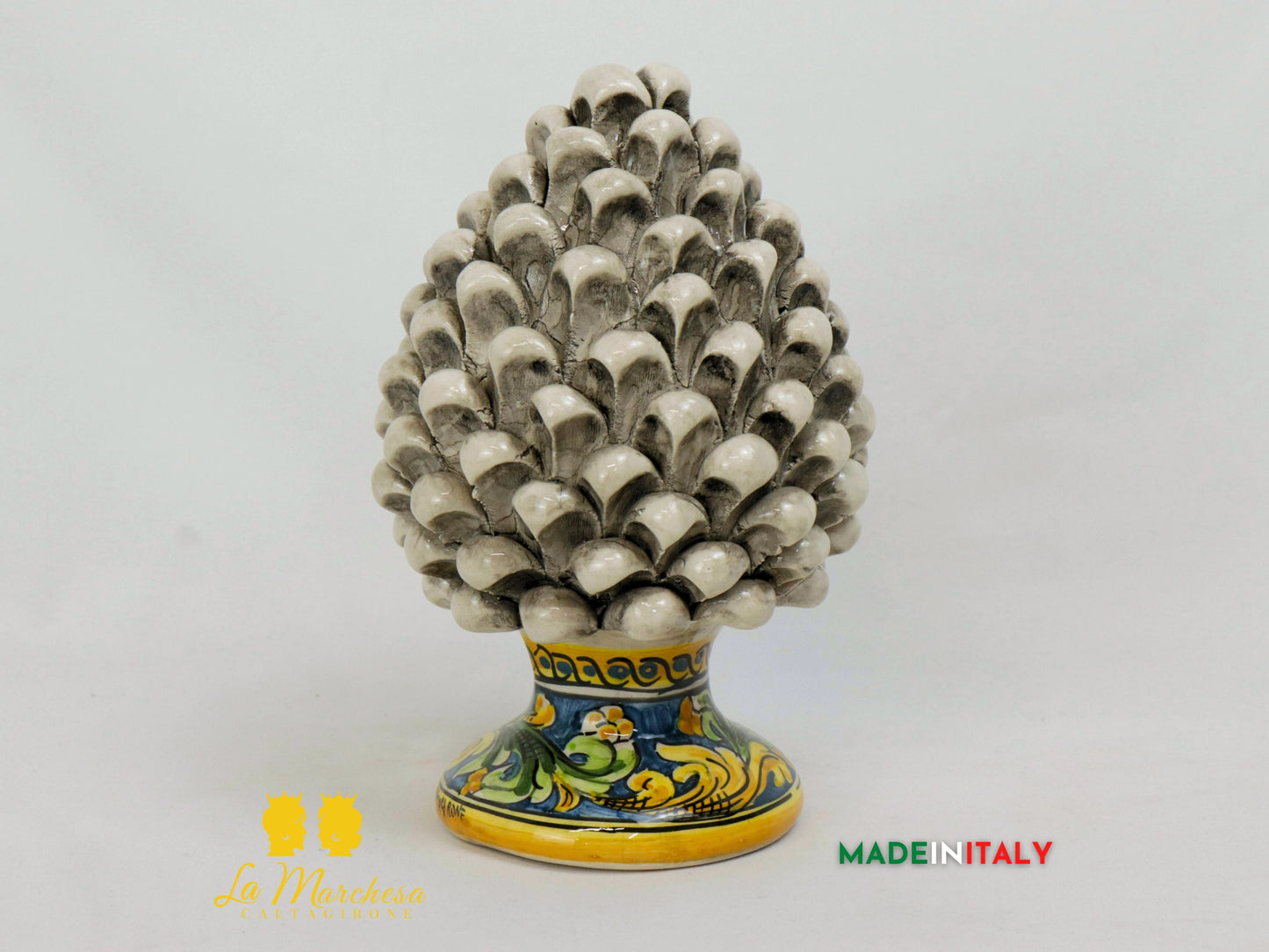 Pigna Siciliana Fumè in Ceramica di Caltagirone base ornato - Varie Misure