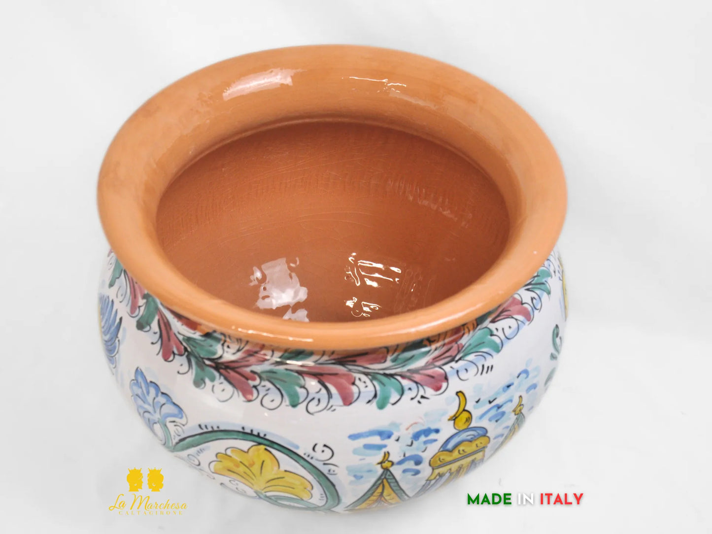 vaso in ceramica decorato a mano