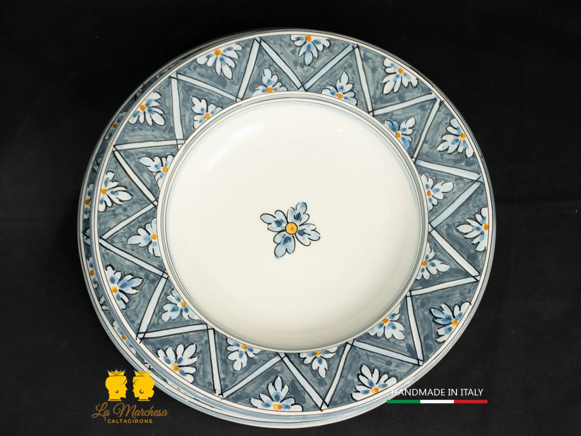 FINE SERIE - Posto tavola Piatti fondo piano Ceramica di Caltagirone grigio