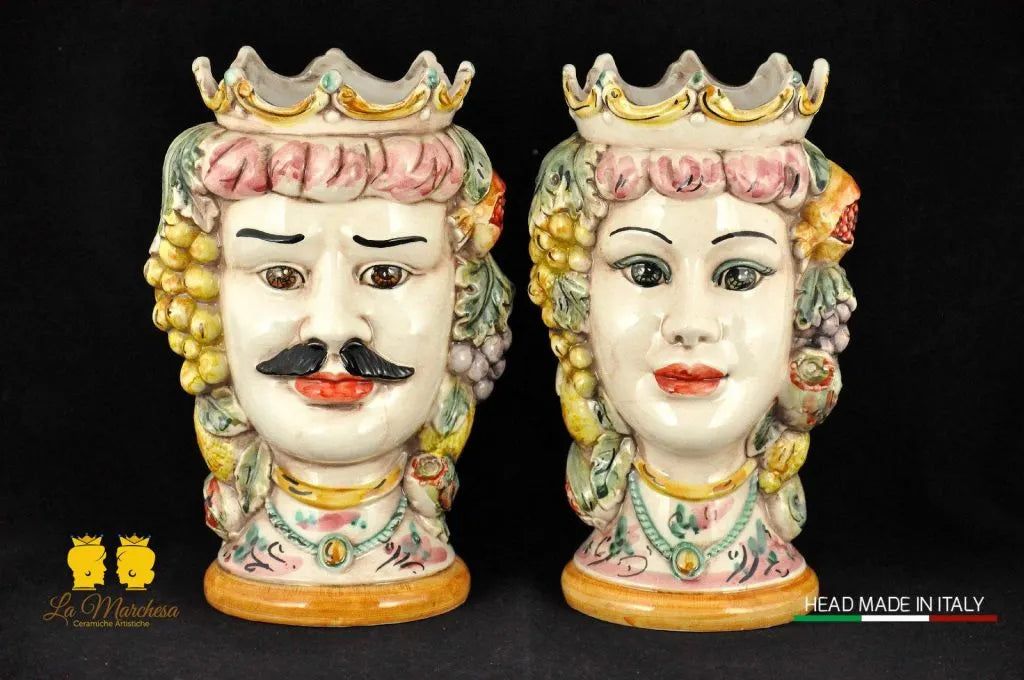 Teste di Moro in ceramica di Caltagirone Corona e frutta fumè h27