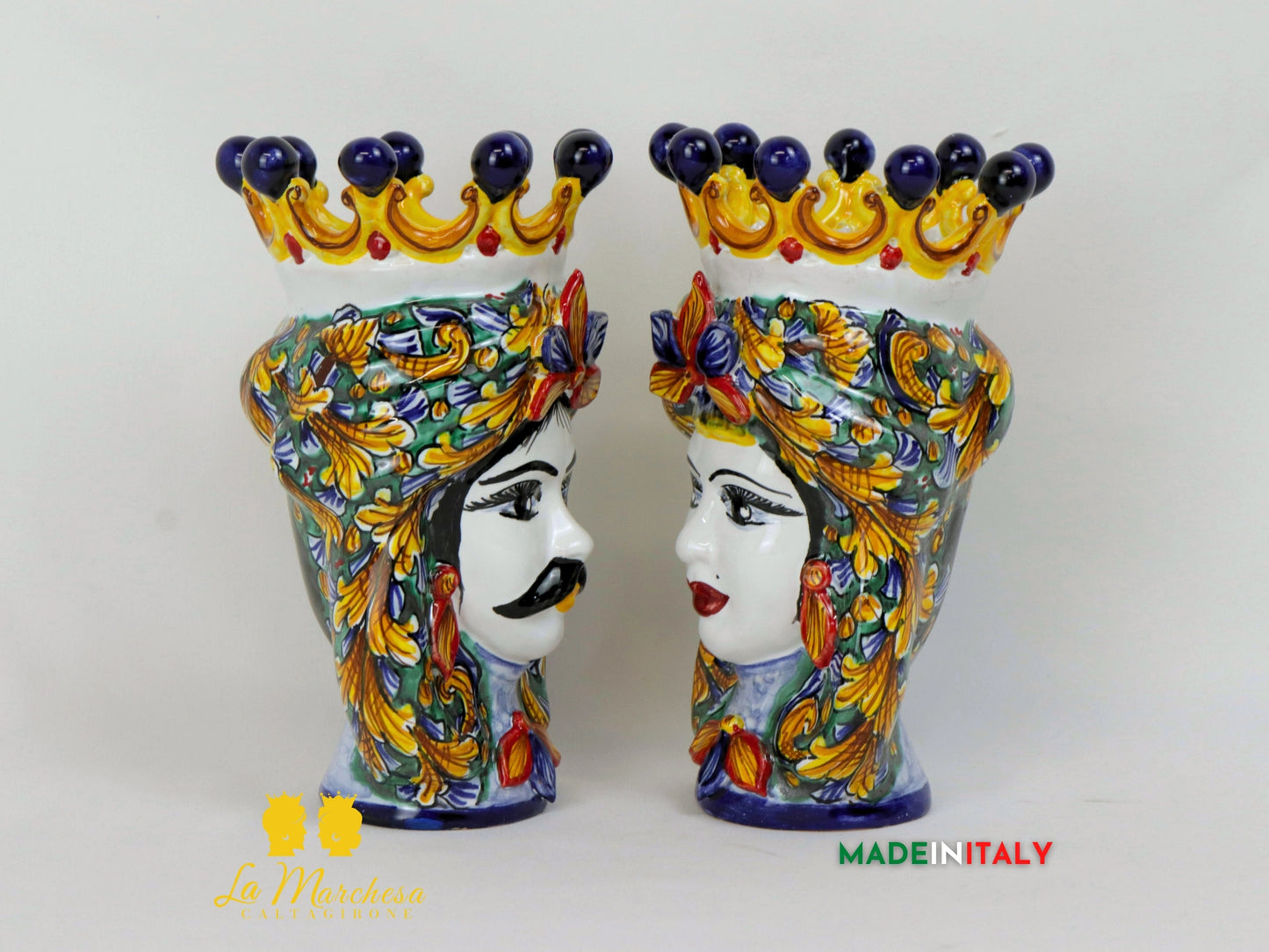 statuine siciliane volti decorati