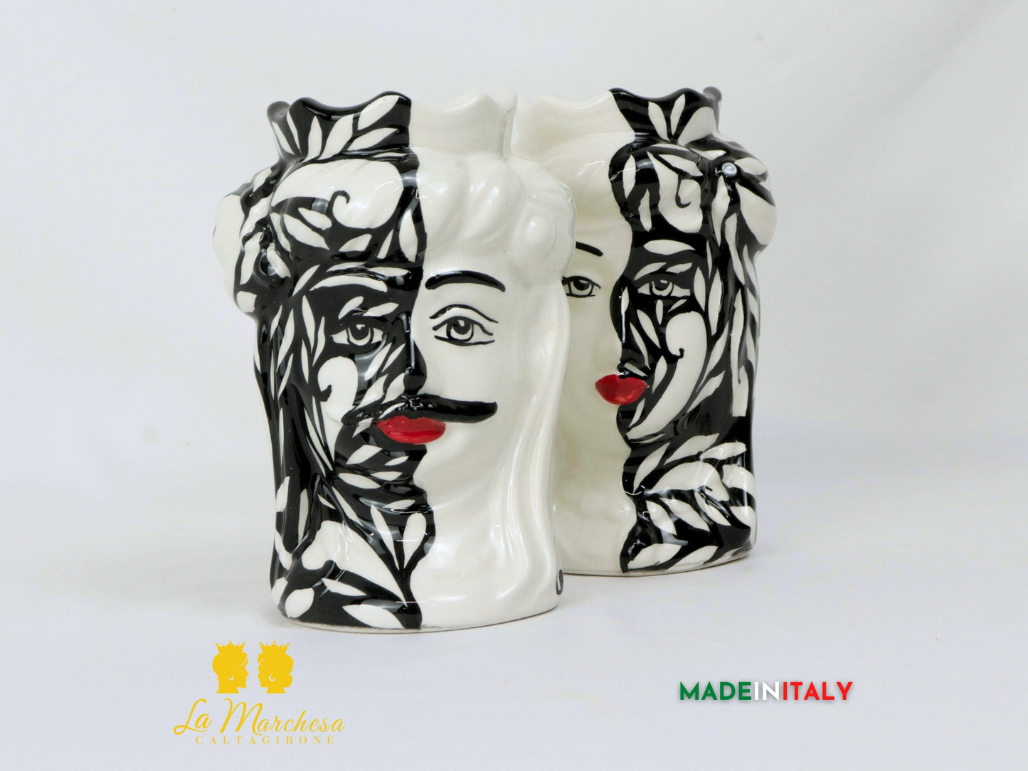 Teste di Moro in Ceramica di Caltagirone bianche e nere zebrate