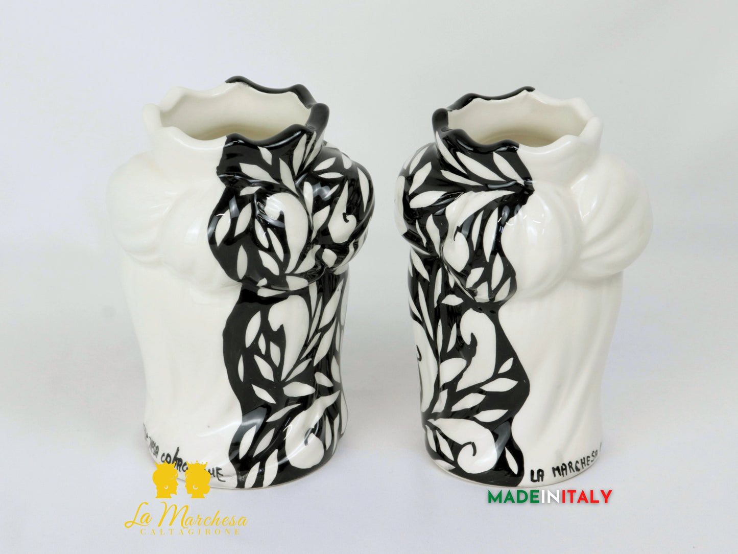 Teste di Moro in Ceramica di Caltagirone bianche e nere zebrate