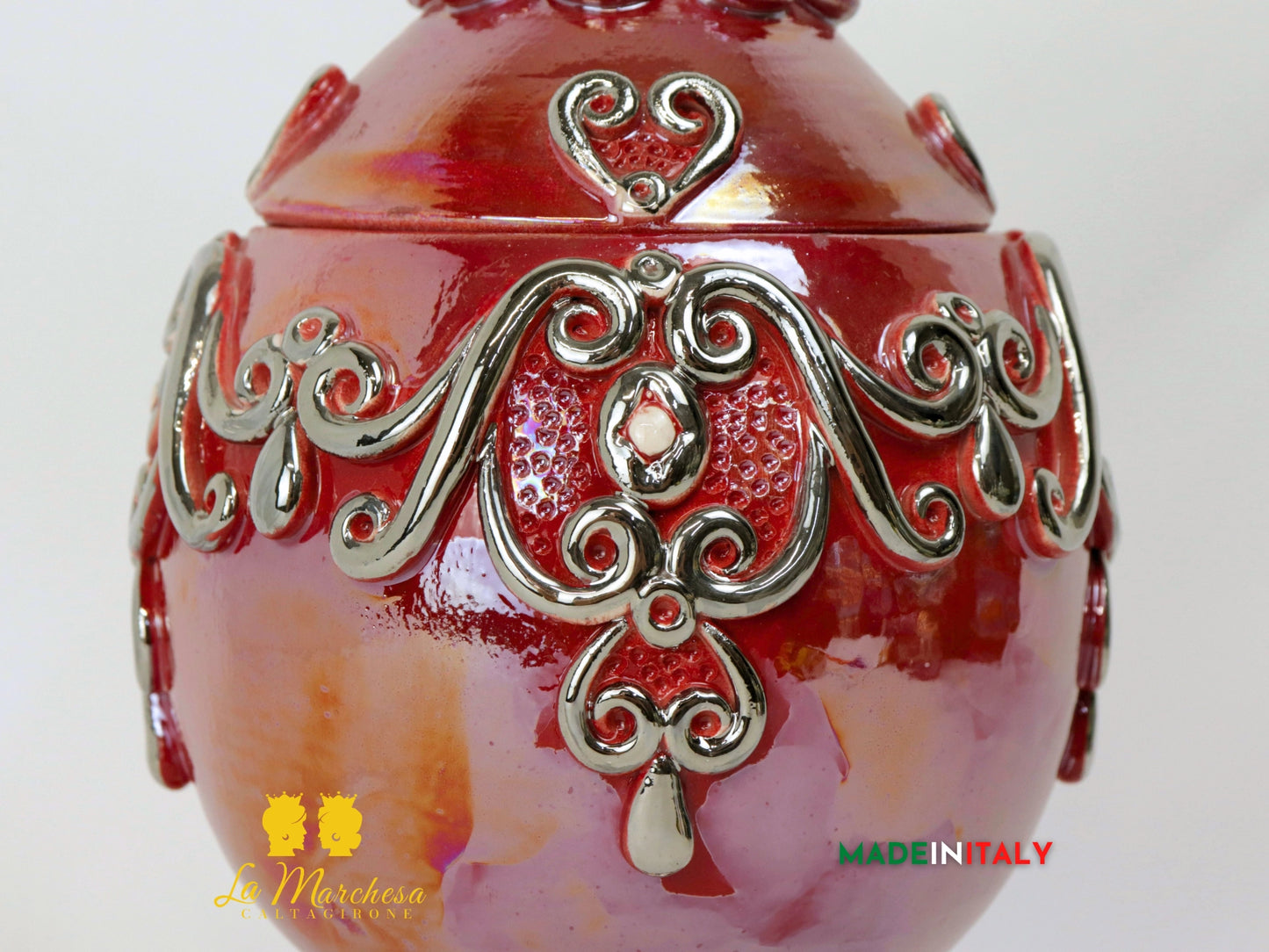 Uovo decorato in Ceramica di Caltagirone Oro, Platino e madreperla - Vari Modelli