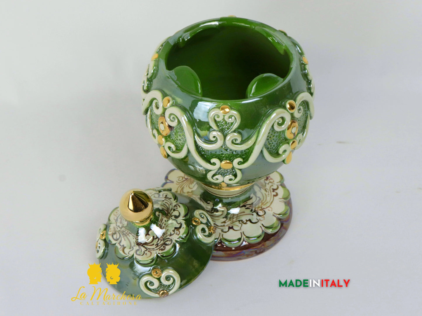 Uovo decorato in Ceramica di Caltagirone Oro, Platino e madreperla - Vari Modelli