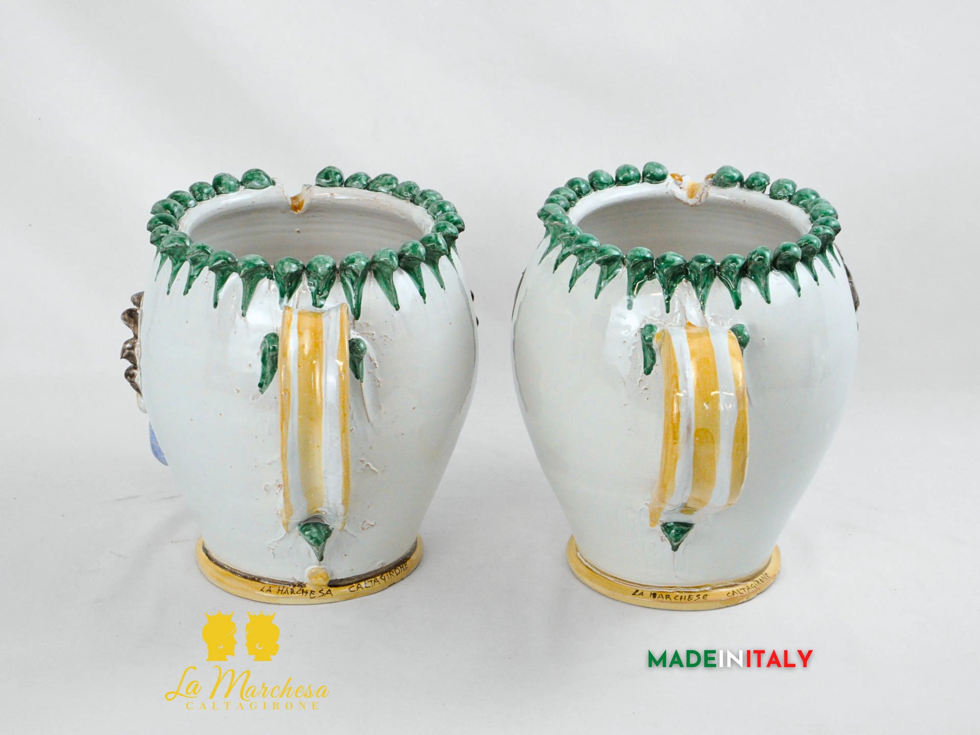 Vaso Design Volto Pigna in Ceramica di Caltagirone 21cm