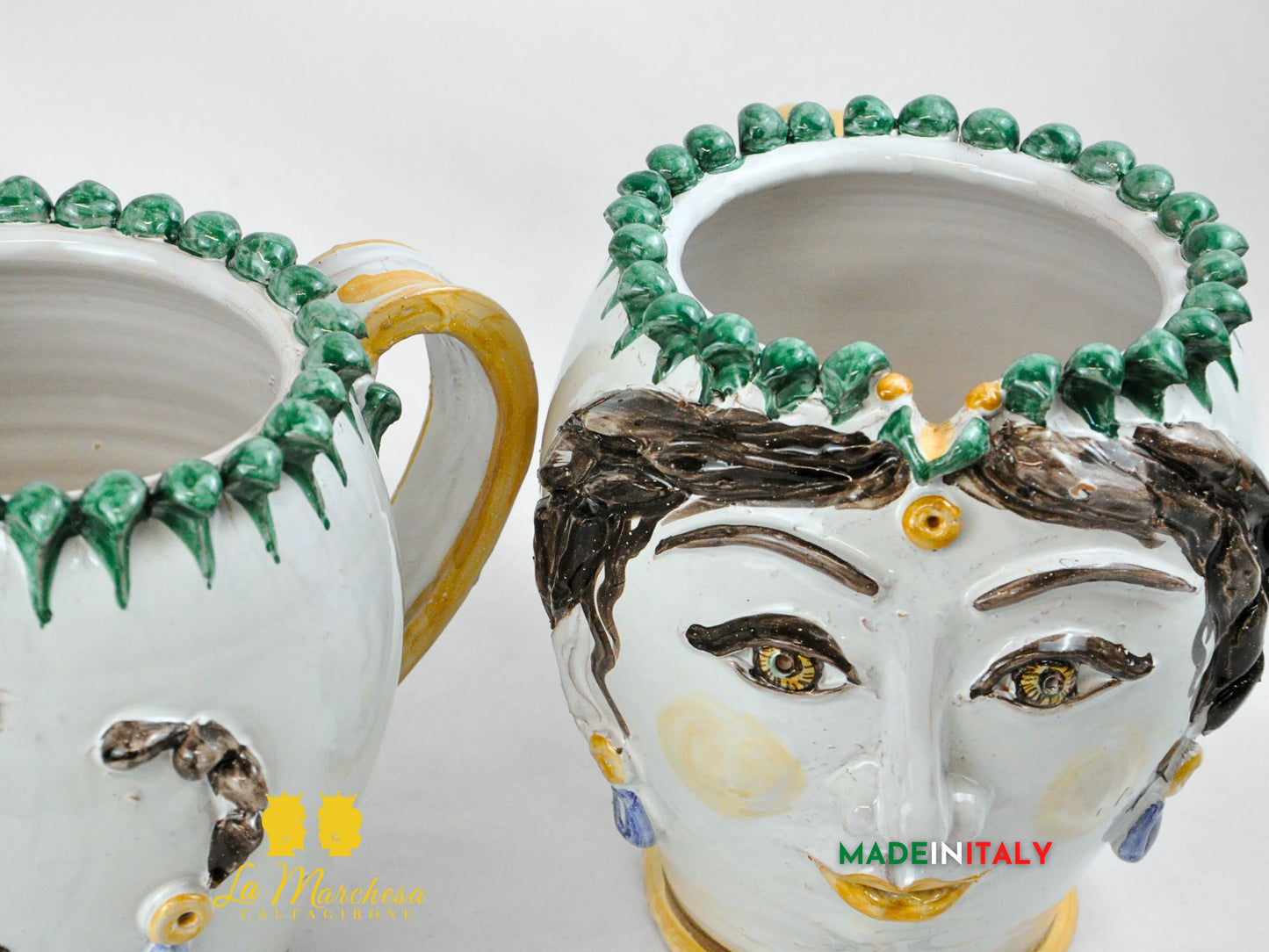 Vaso Design Volto Pigna in Ceramica di Caltagirone 21cm