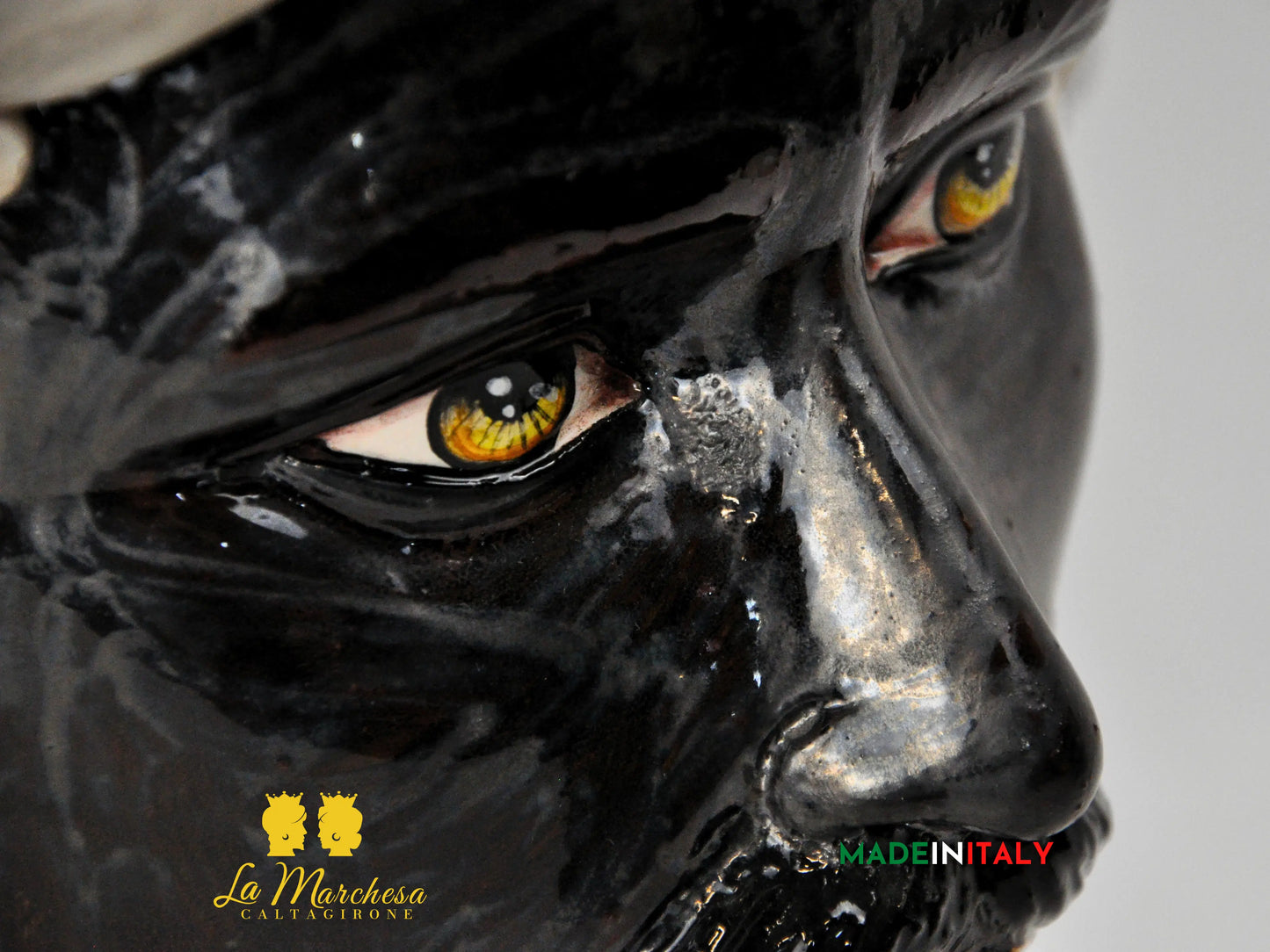 OUTLET - Testa di Moro Viso Madreperla in Ceramica di Caltagirone 39cm