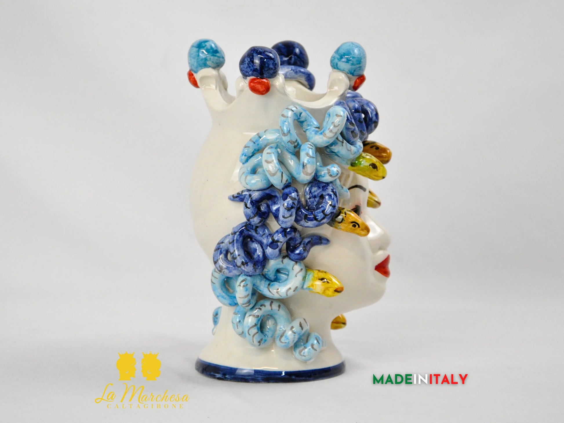 testa di moro in ceramica di caltagirone 