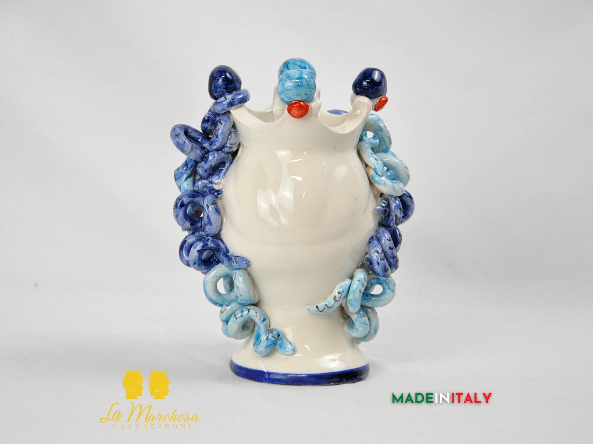 testa di moro in ceramica di caltagrone