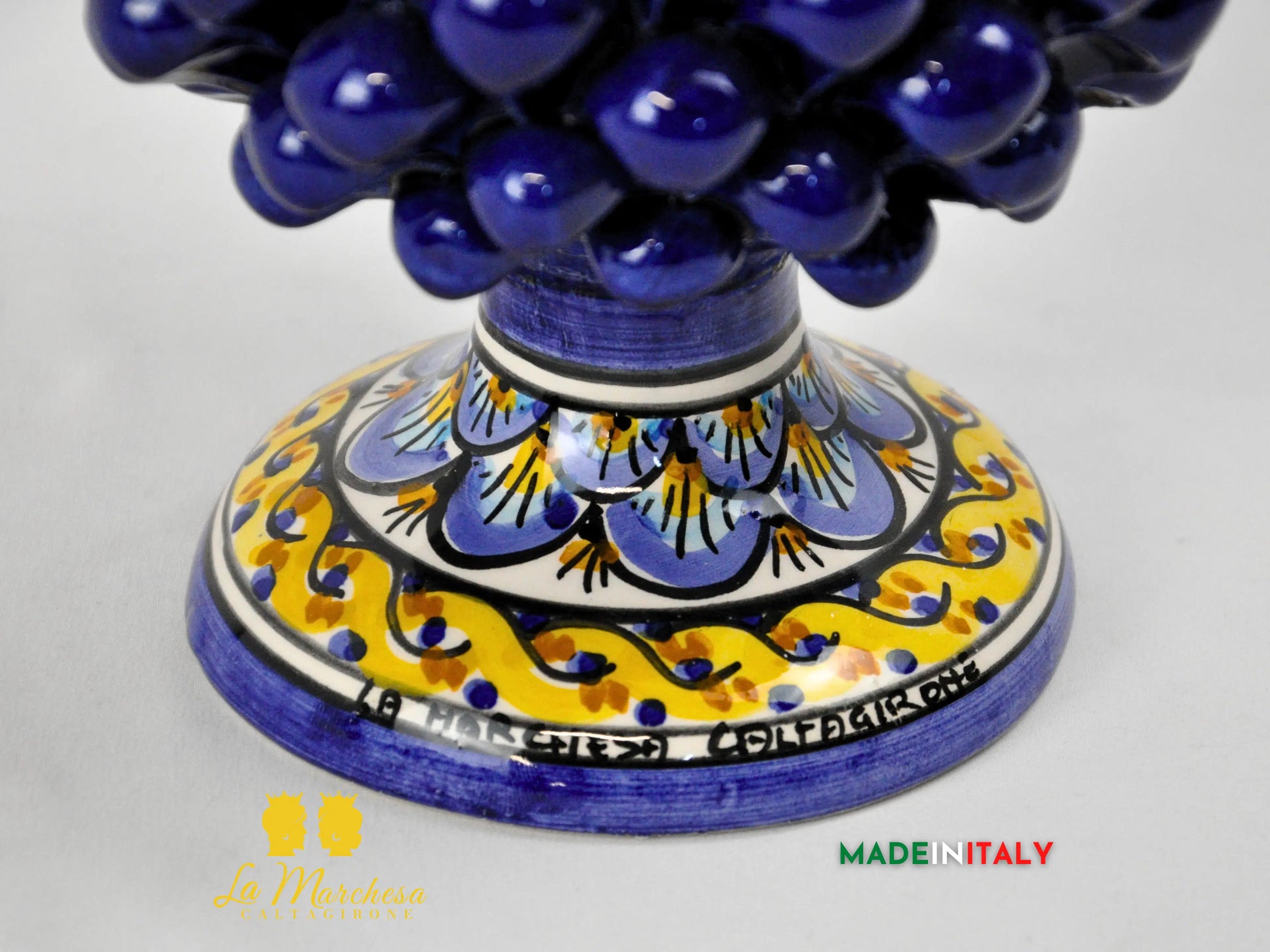 Pigna Siciliana Blu Cobalto in Ceramica di Caltagirone 26cm