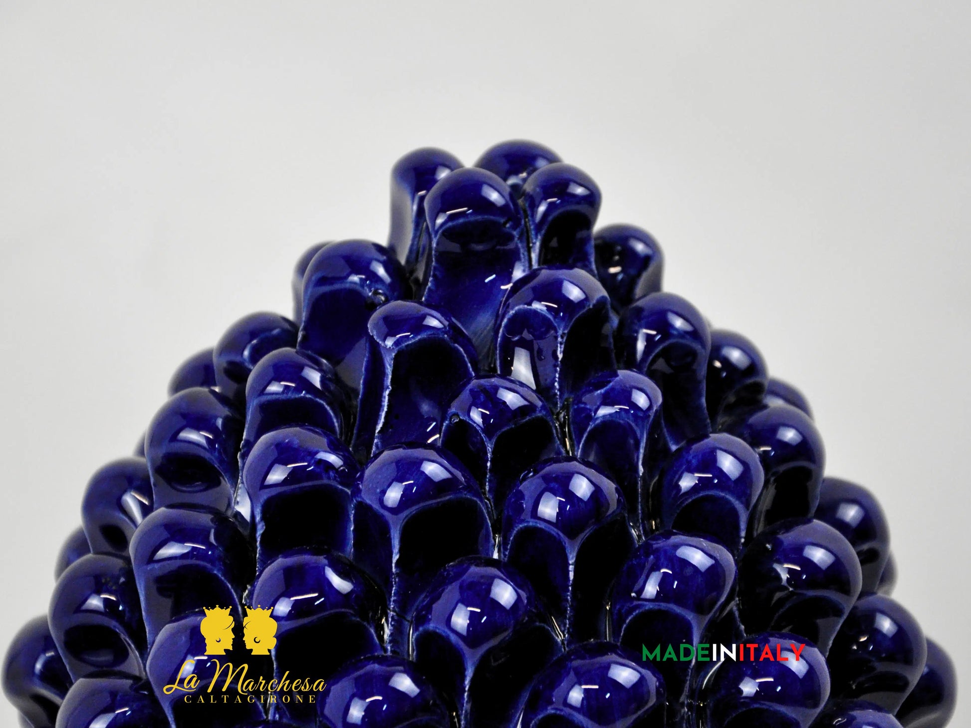 Pigna Siciliana Blu Cobalto in Ceramica di Caltagirone 26cm