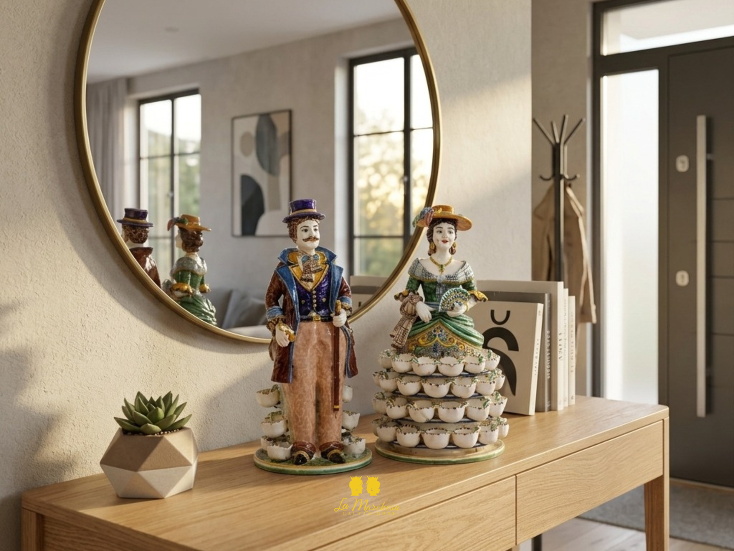 Lumiere in Ceramica di Caltagirone Statuette Decorate 31cm