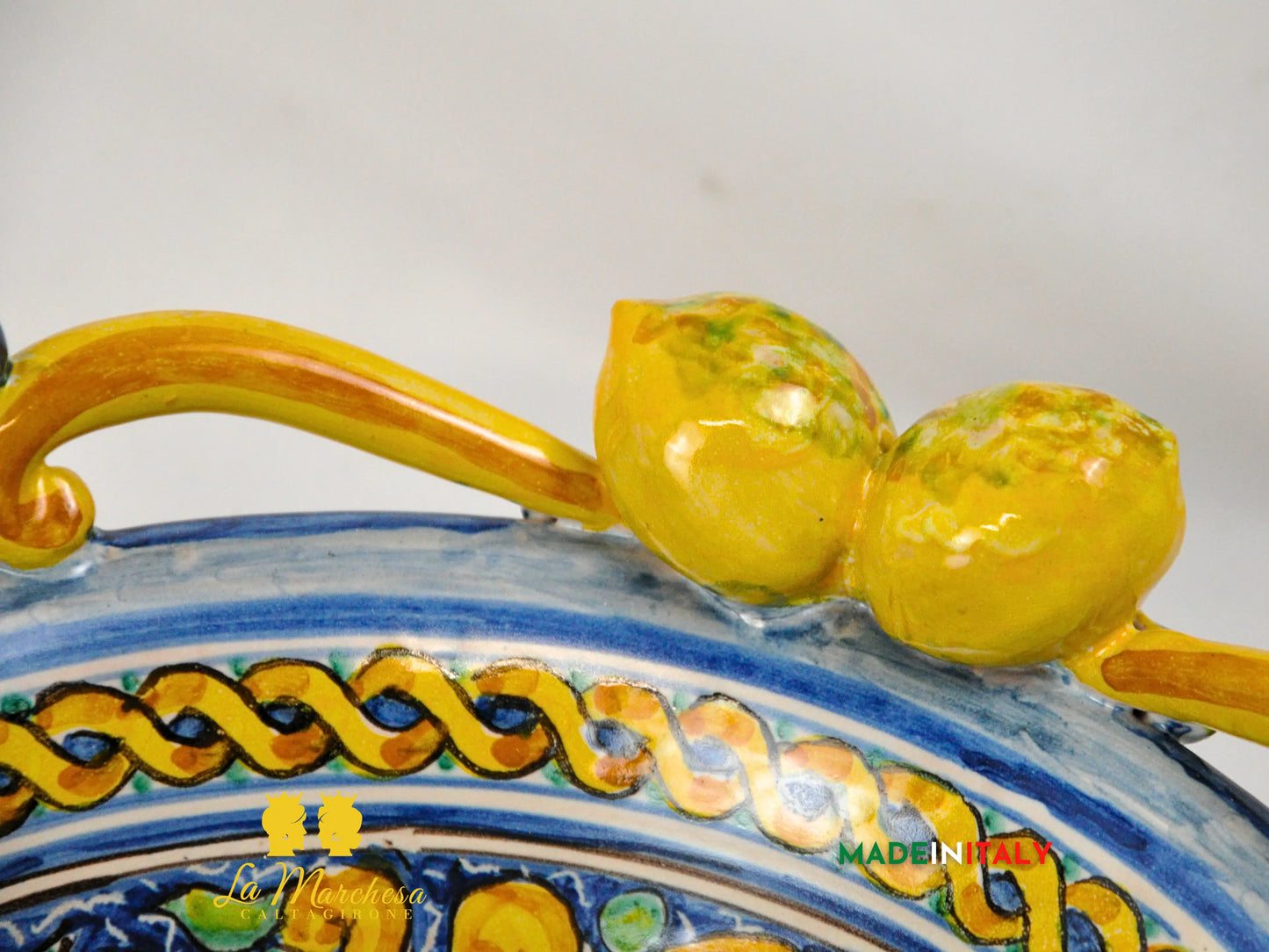 Centrotavola Ciotola Limoni in Ceramica di Caltagirone Ornato 34cm