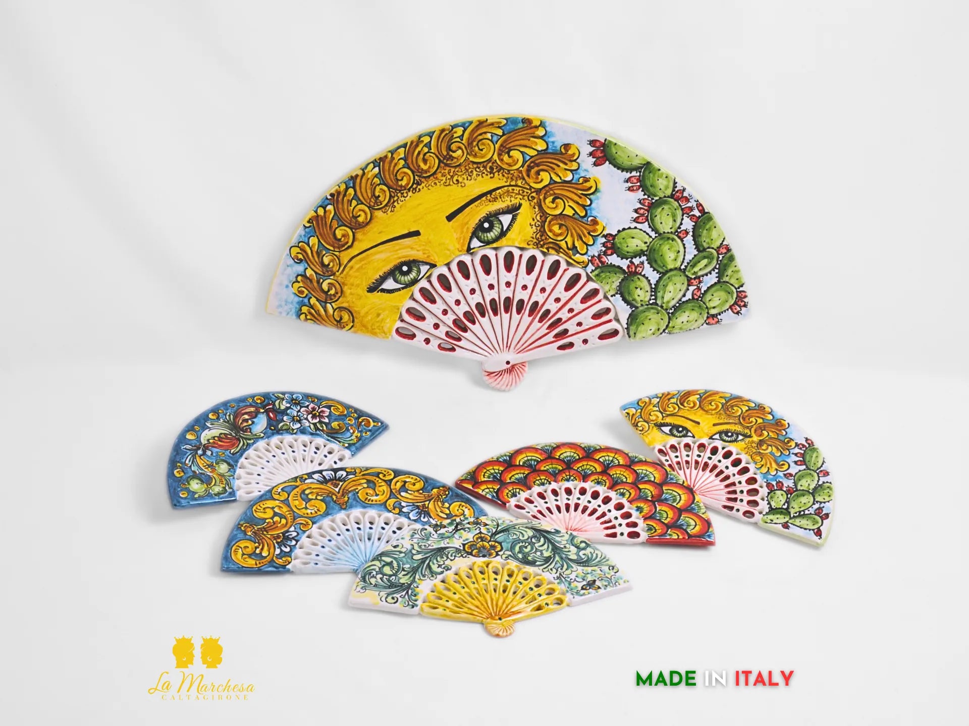 Ventaglio in Ceramica di Caltagirone Decorazione da parete Rosa Foglie Ventaglio in Ceramica di Caltagirone Decorazione da parete Rosa Foglie