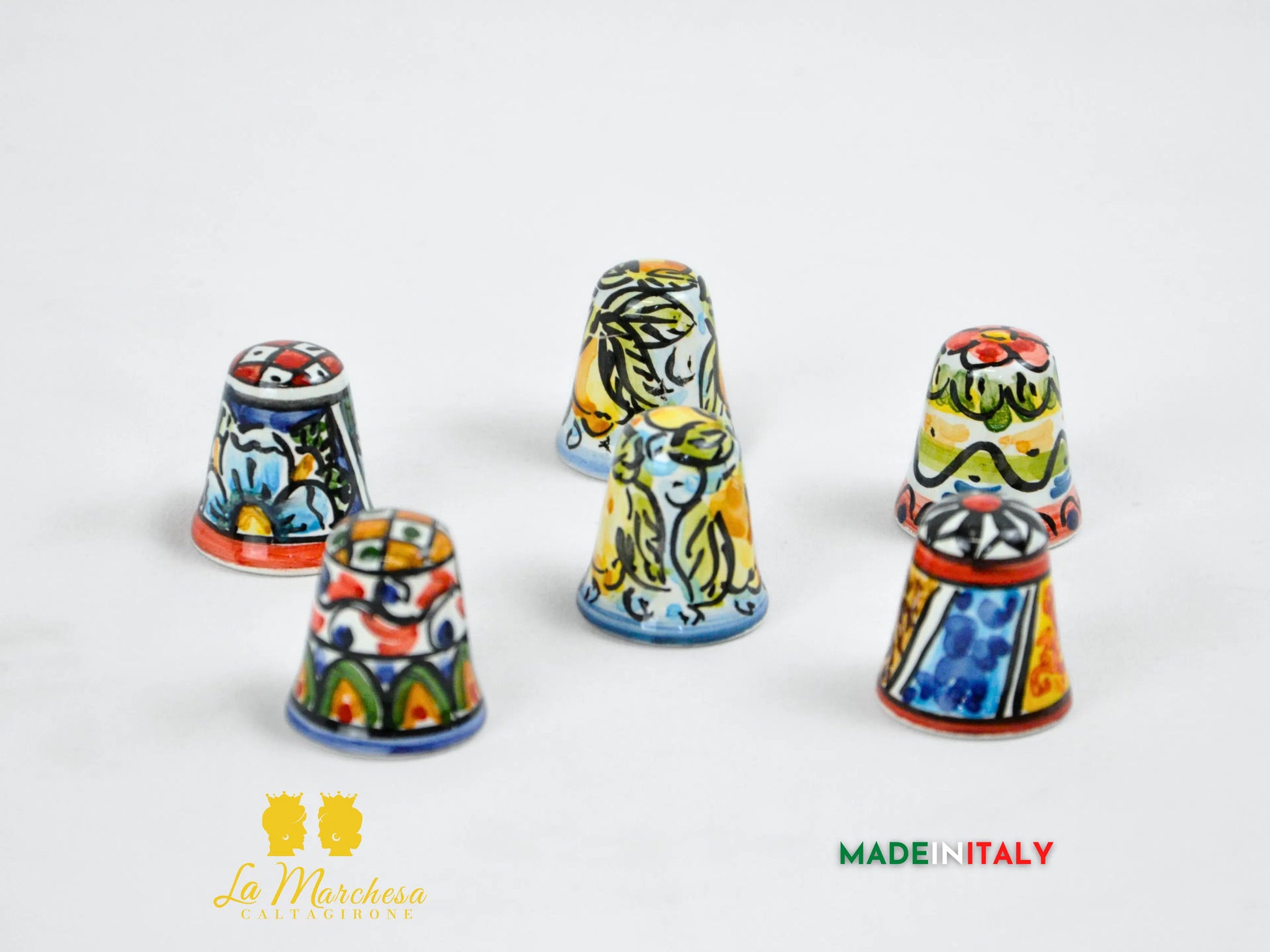 Ditale Decorato a Mano in Ceramica di Caltagirone
