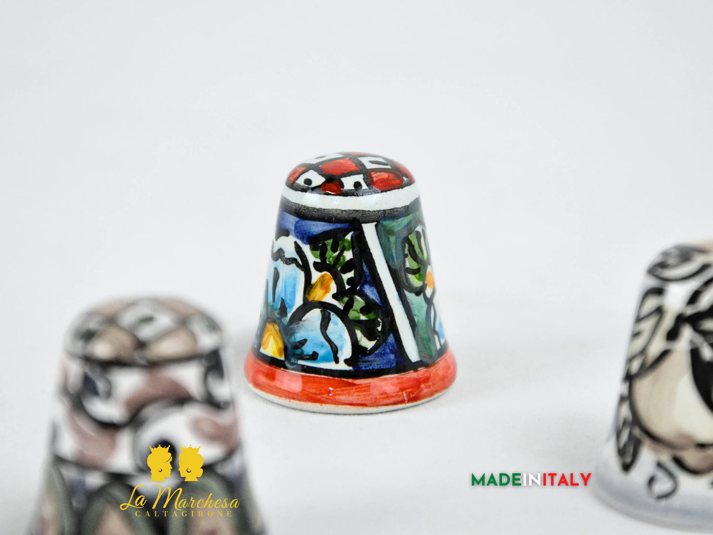 Ditale Decorato a Mano in Ceramica di Caltagirone