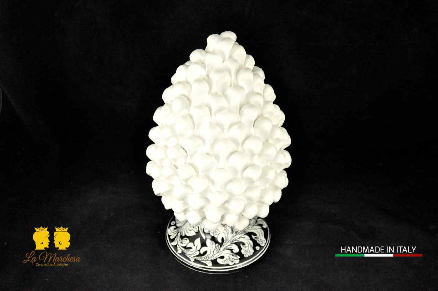 Elegante  Pigna Siciliana in Ceramica di Caltagirone Bianco Ornato