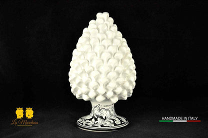 Elegante  Pigna Siciliana in Ceramica di Caltagirone Bianco Ornato