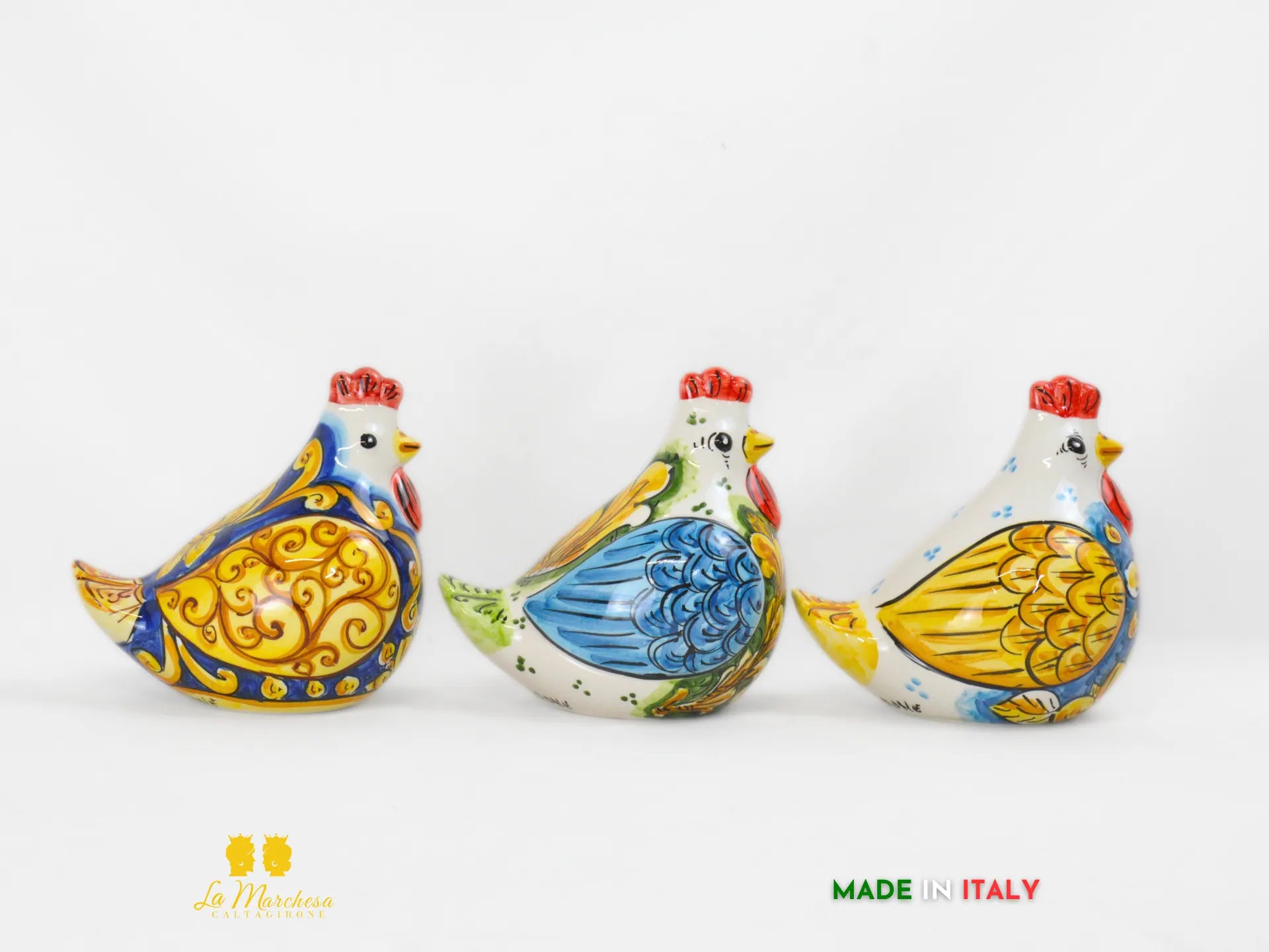 Gallina decorata in ceramica