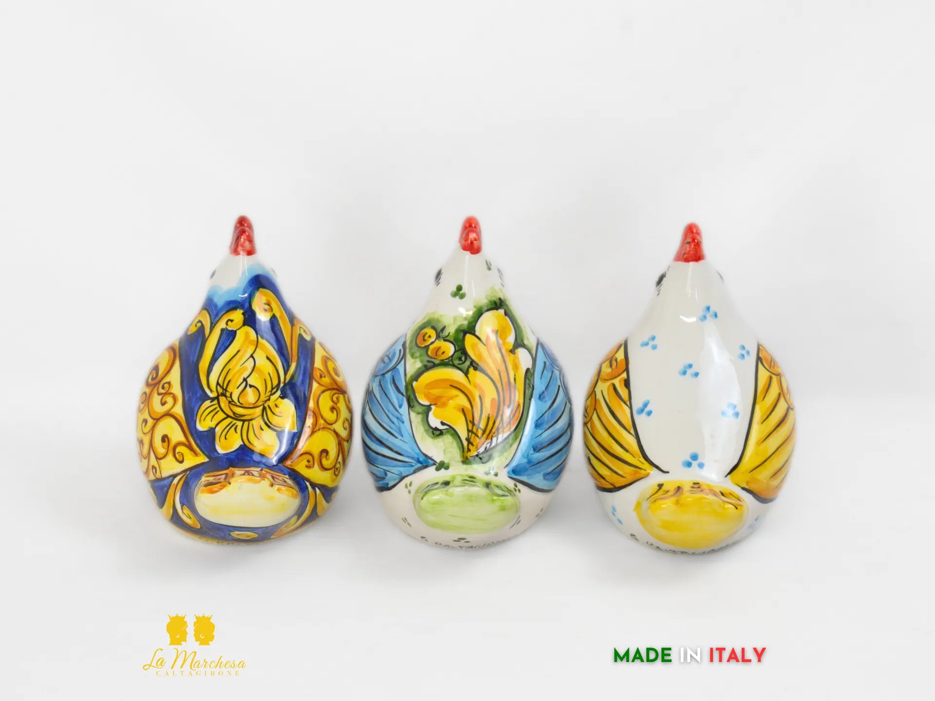 Gallina in Ceramica di Caltagirone decorata
