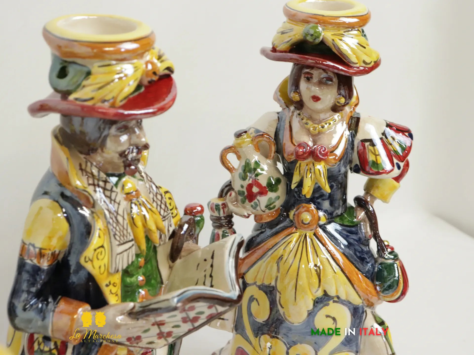 statuine Porta candele in Ceramica di Caltagirone decorate a mano Madreperla 