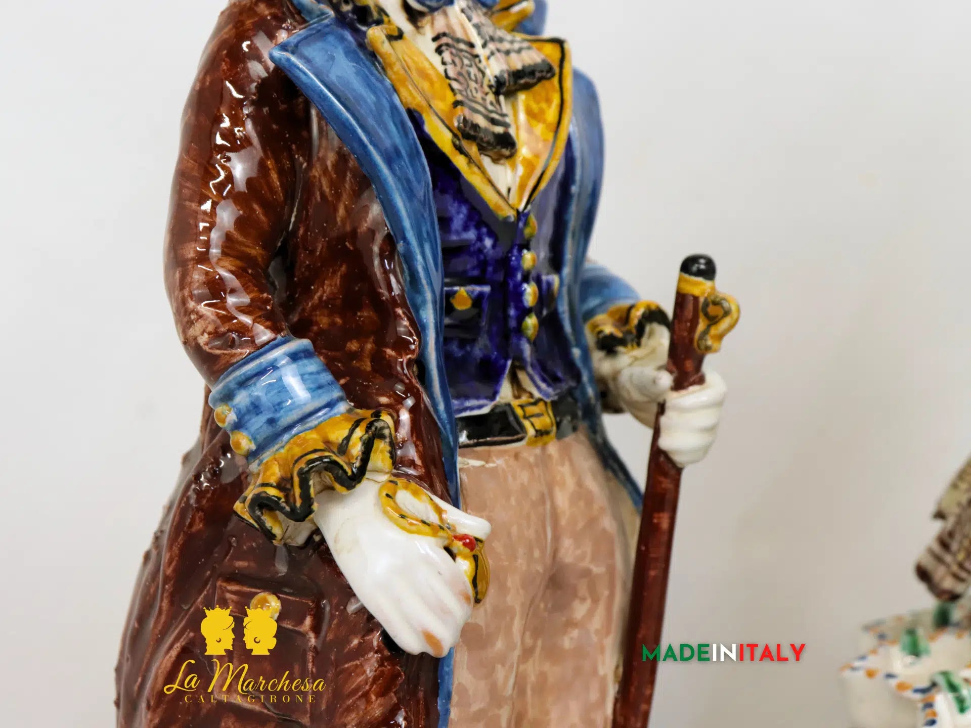 Lumiere in Ceramica di Caltagirone Statuette Decorate 31cm