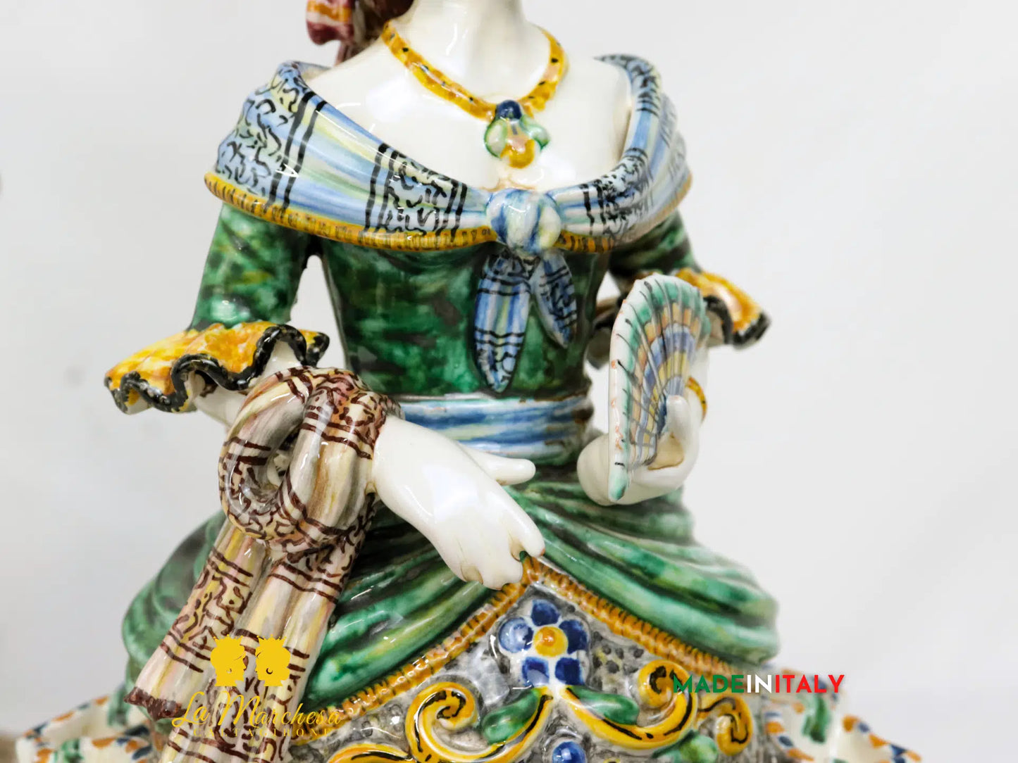 Lumiere in Ceramica di Caltagirone Statuette Decorate 31cm