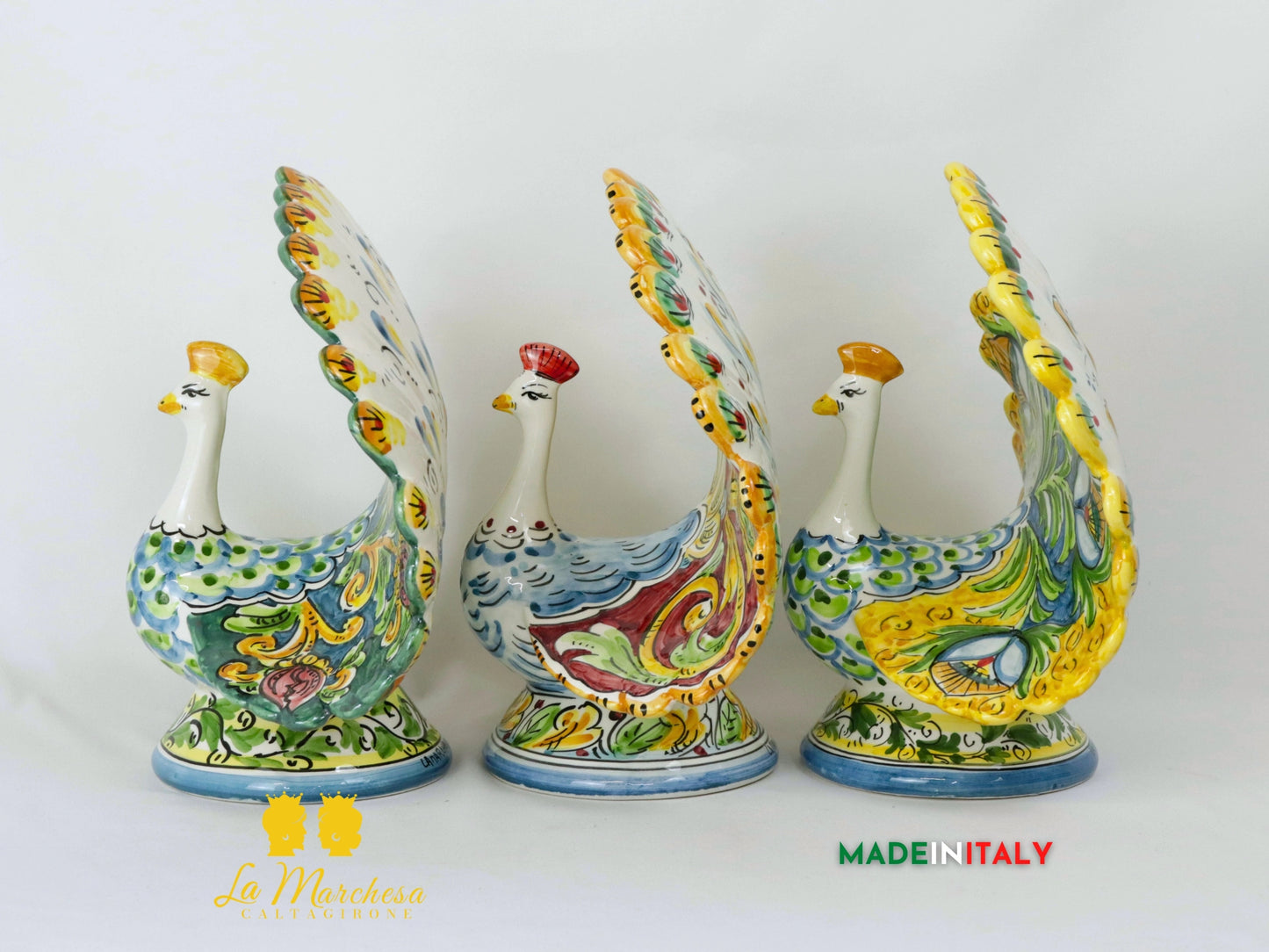 Pavone in Ceramica di Caltagirone ornato fiori 28cm - Vari Modelli