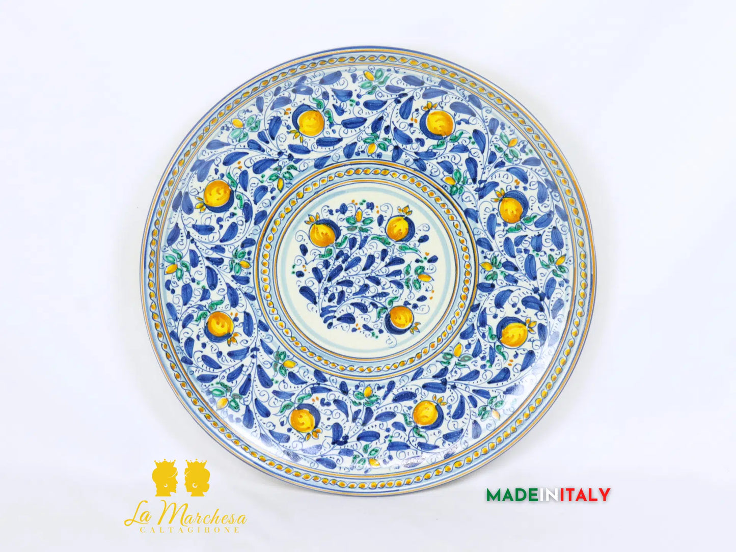 piatto decorato in ceramica di Caltagirone decoro 600 blu e limoni