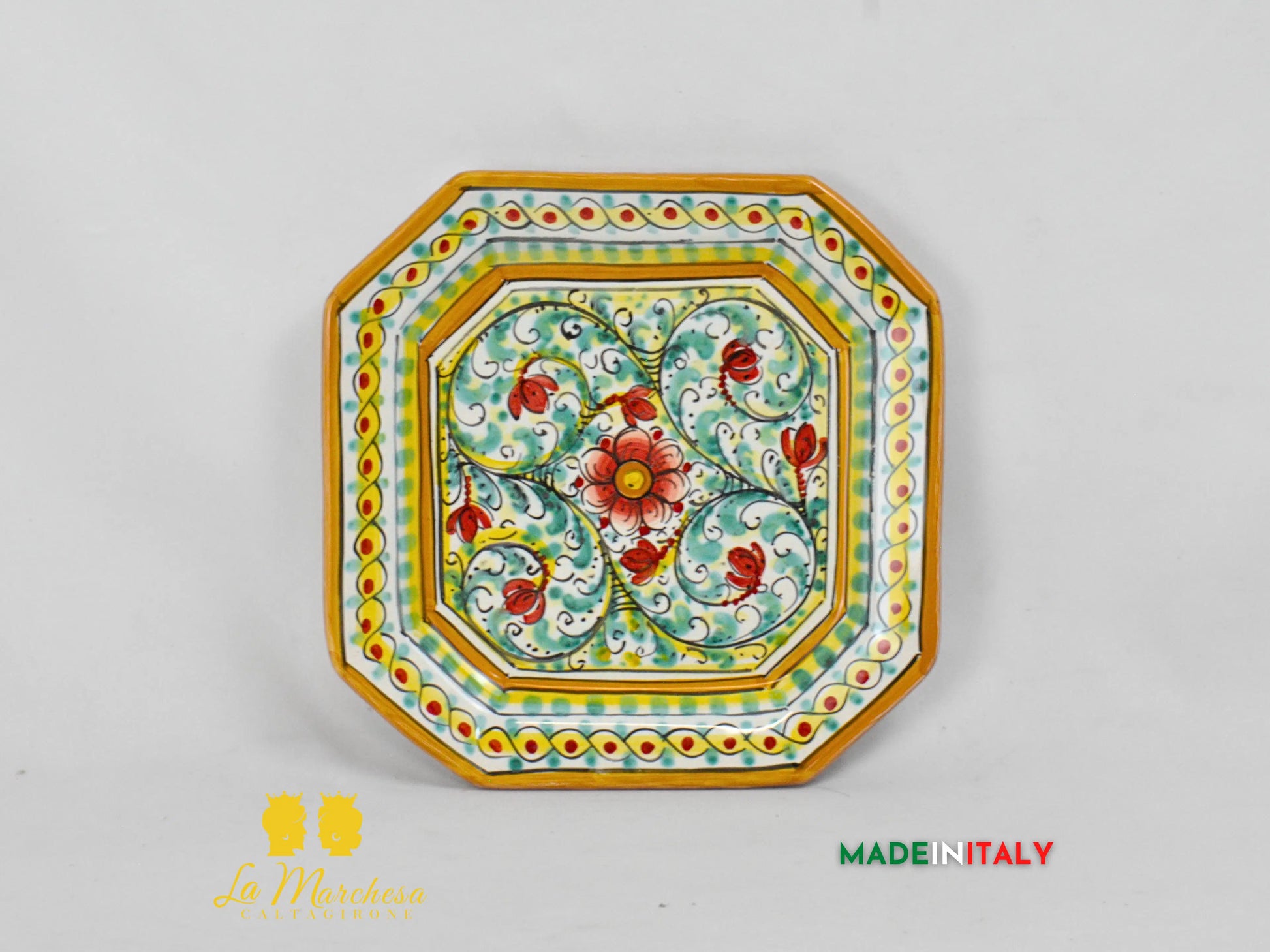 Piatto Ottagonale Decorato in Ceramica di Caltagirone - Vari Modelli