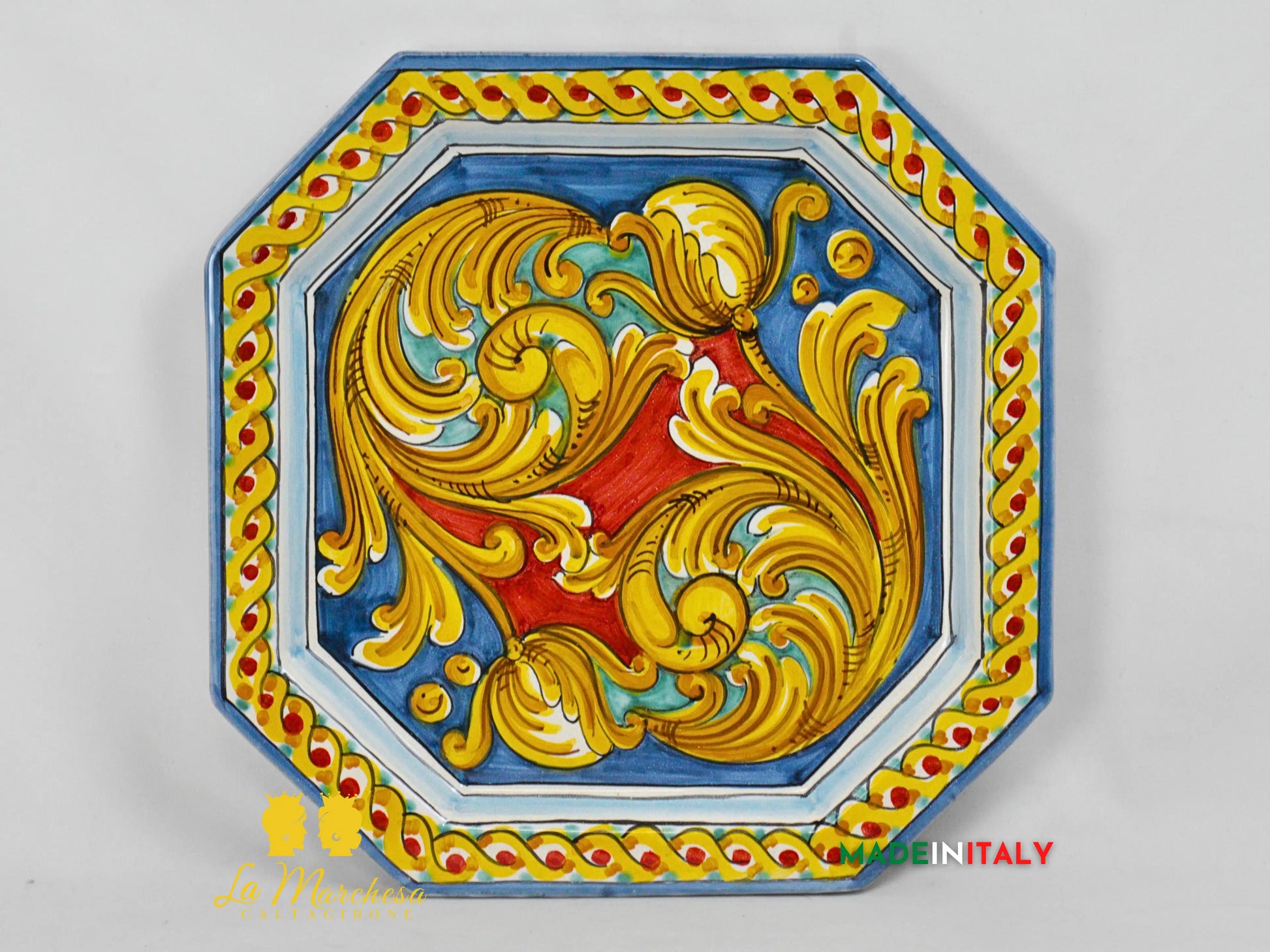 Piatto Ottagonale Decorato in Ceramica di Caltagirone - Vari Modelli
