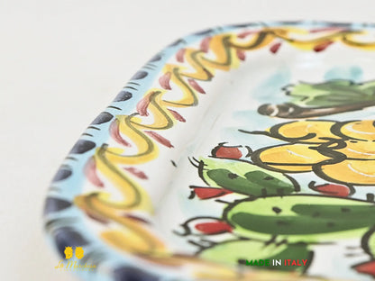Piatto in ceramica di Caltagirone quadrato frutta decorato 19cm