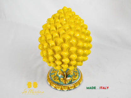 Pigna Siciliana in Ceramica di Caltagirone Giallo base ornato 31cm
