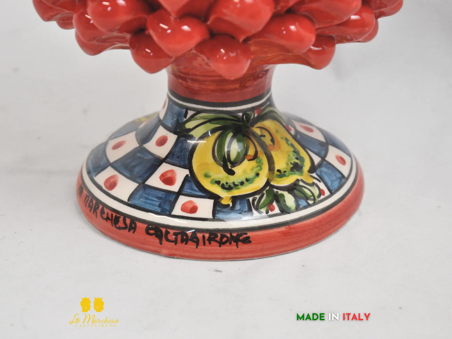 Pigna siciliana rossa in ceramica di Caltagirone cm26