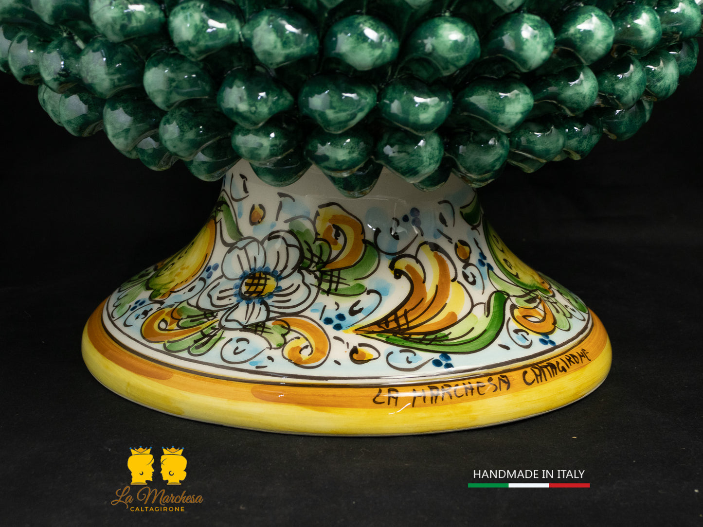 Portavaso mezza Pigna Siciliana Ceramica di Caltagirone Verde Rame ornato limoni H32cm