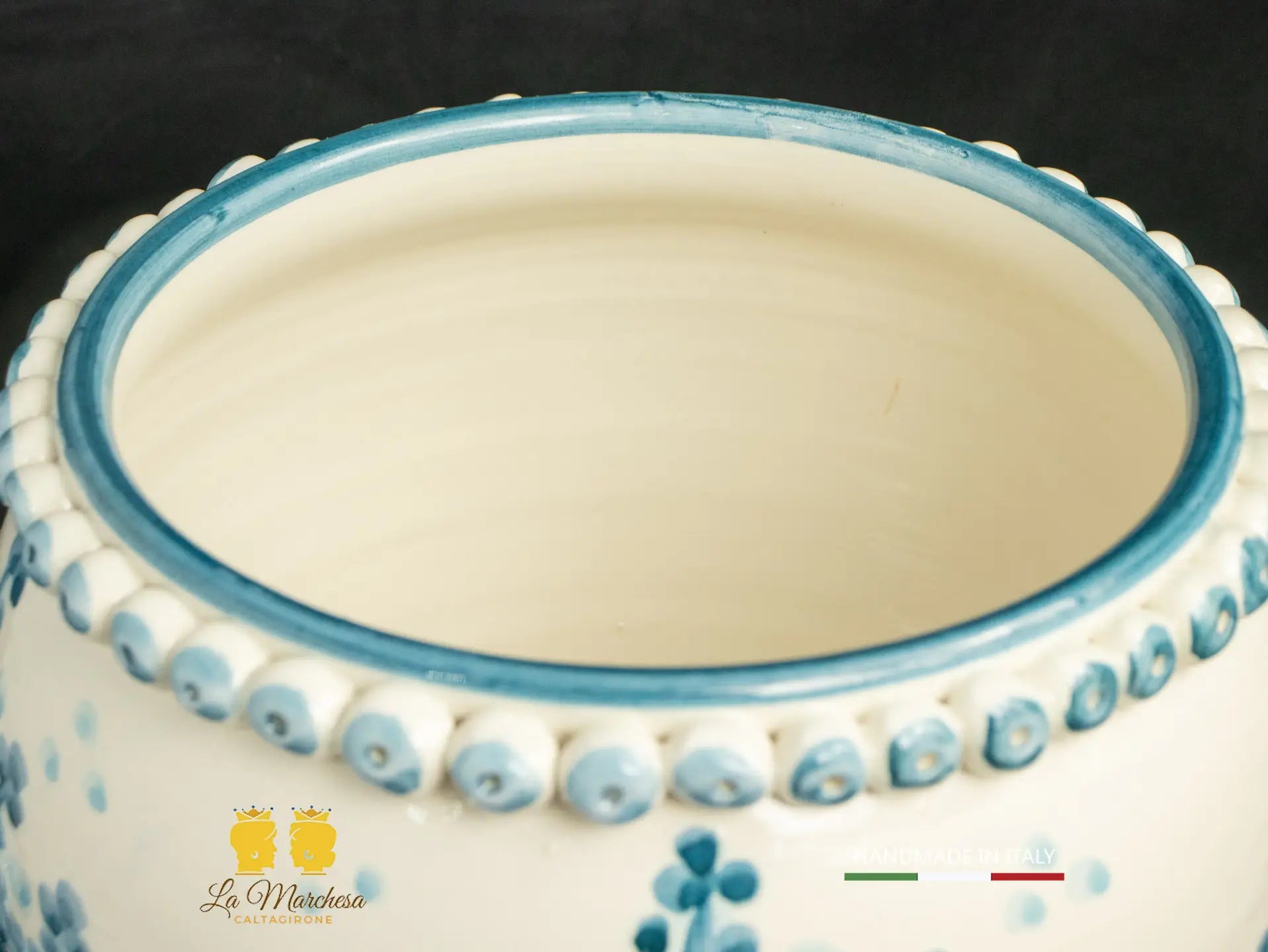 Portavaso chicchi Pigna Siciliana in Ceramica di Caltagirone blu antico bianco cm30