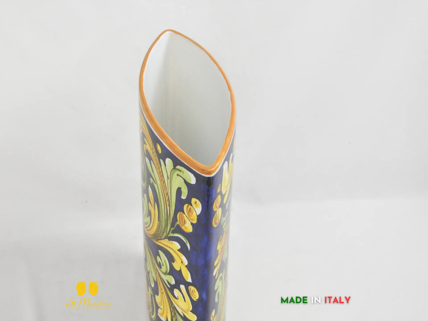 Vaso Design Sottile in Ceramica di Caltagirone blu cobalto ornato