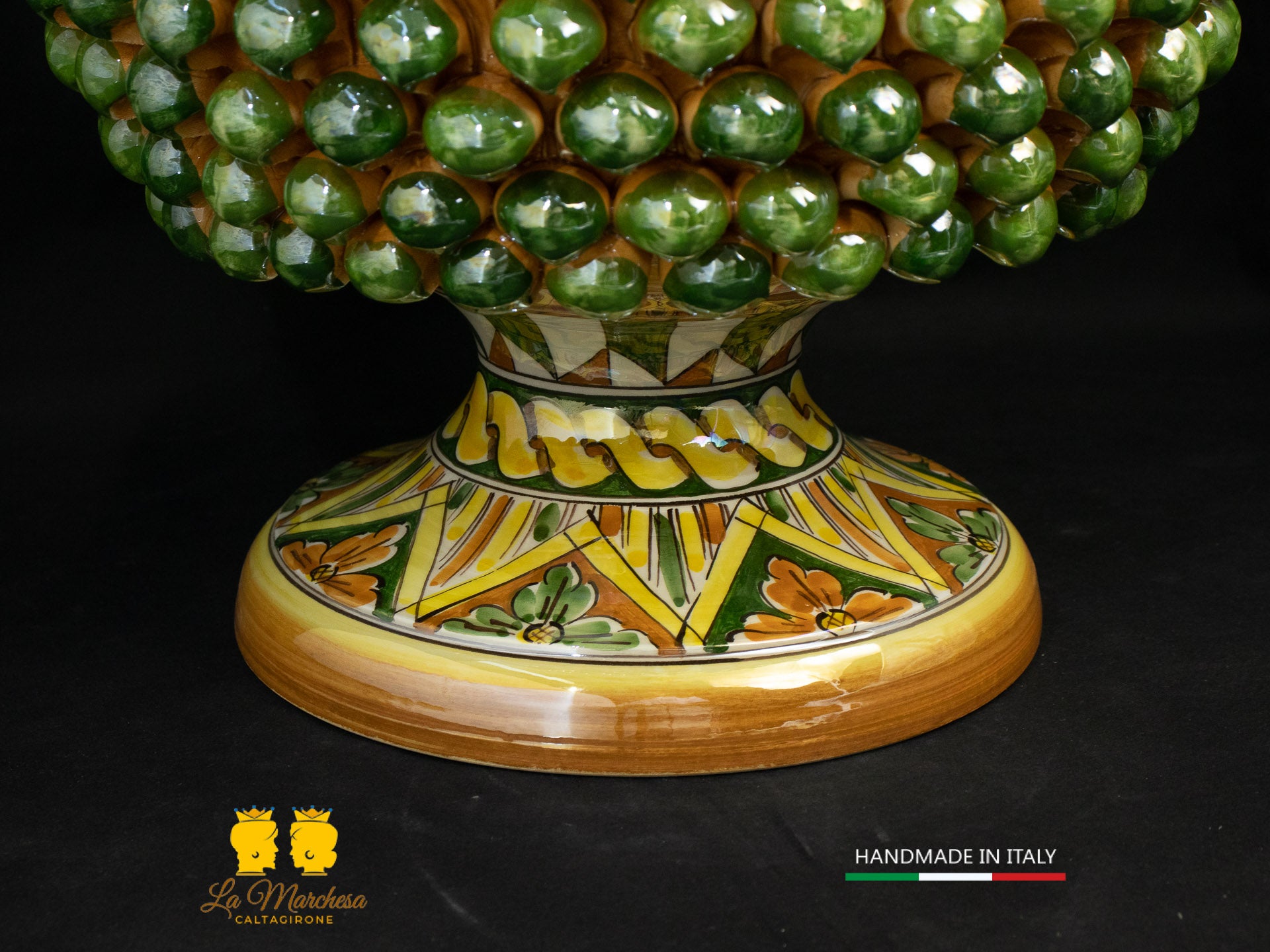 Portavaso mezza Pigna Siciliana Ceramica di Caltagirone verde giallo 28cm